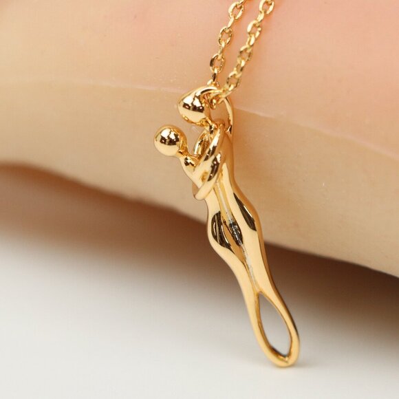 "Romantic Rose Gold Hug Pendant Necklace for Everyday Elegance, XPNL0199 - Picture 1 of 12